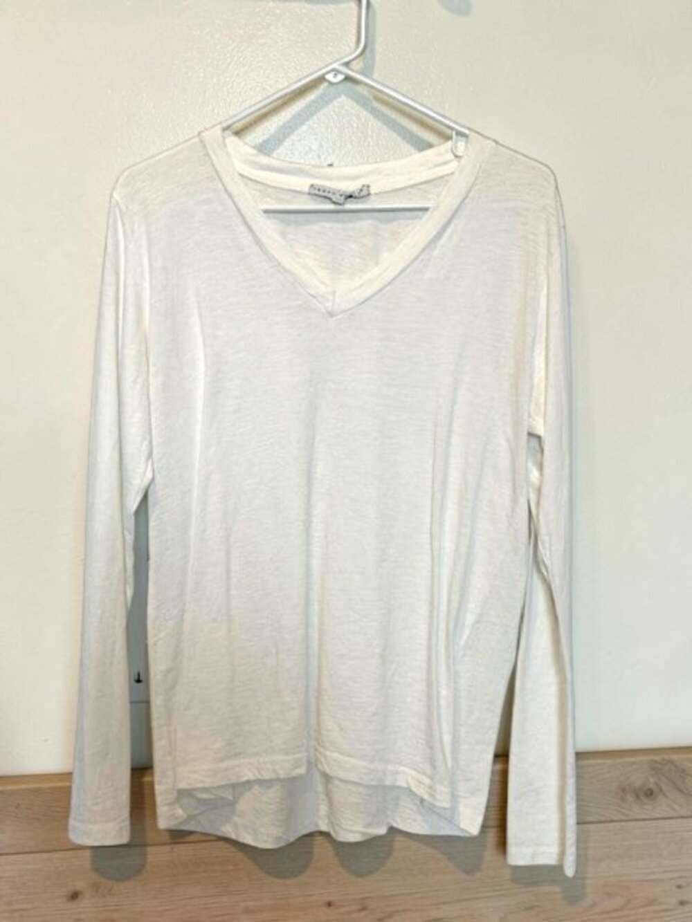 Tempo Paris White Long Sleeve Tee Size M/L